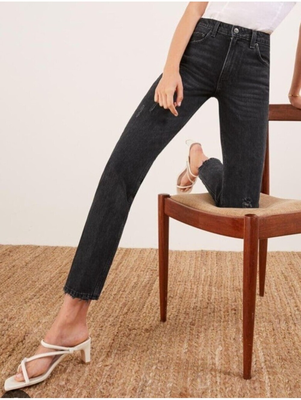 REFORMATION black denim straight leg jeans sz 24